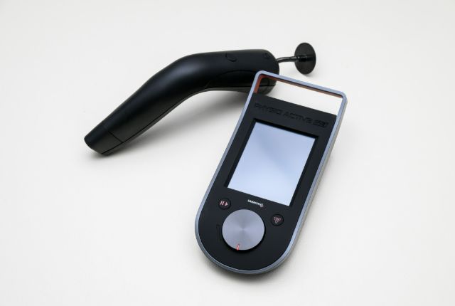 minanobaよしむら整形外科のフィジオアクティブ(電気刺激治療器)